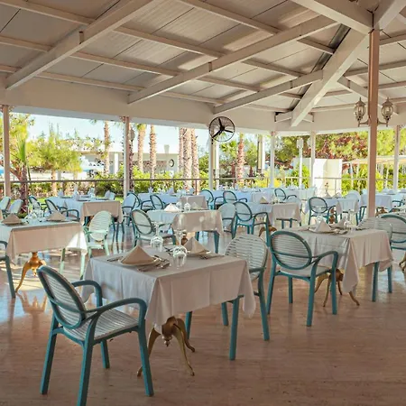 Resort Crystal Prestige Elite