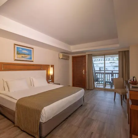 Resort Crystal Prestige Elite